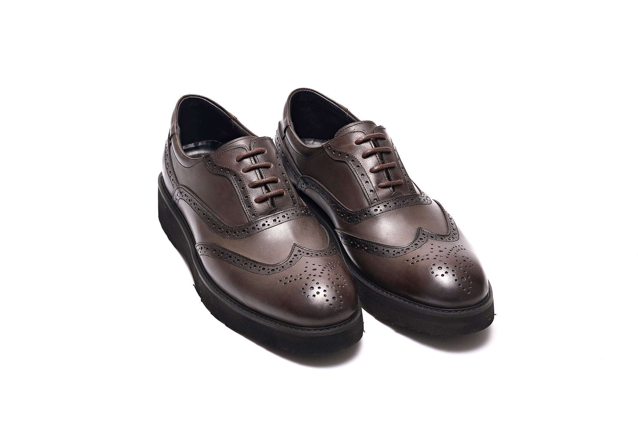 Tam's casual brogue shoes