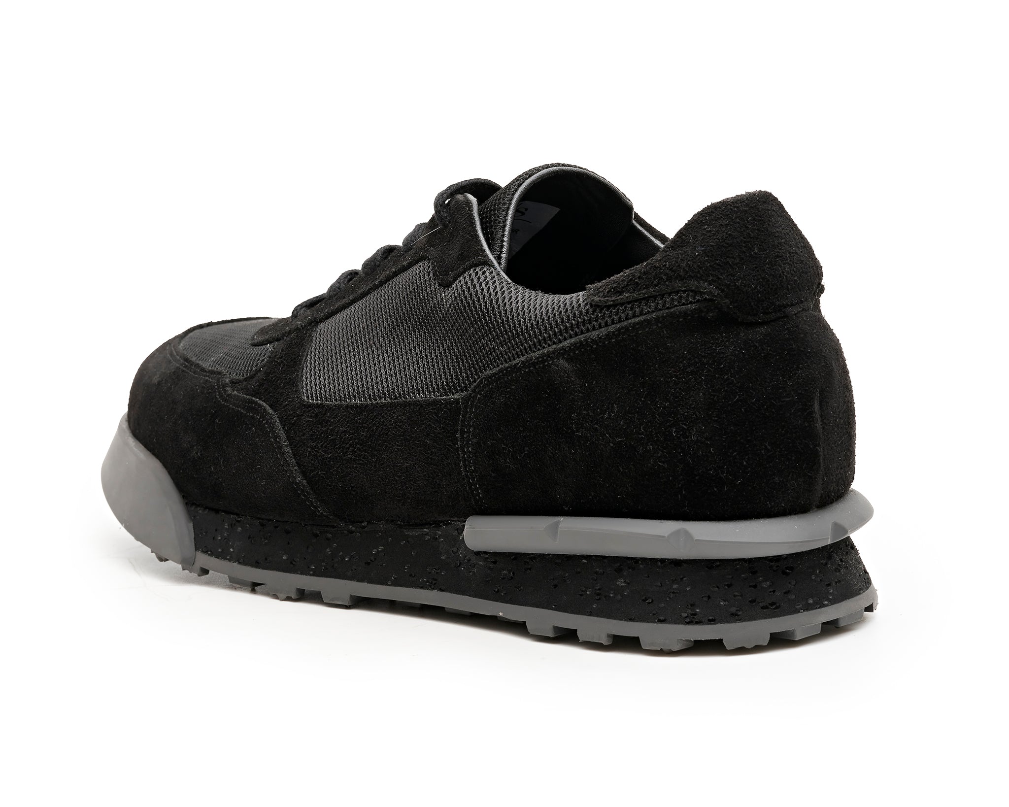 Echo Trainers