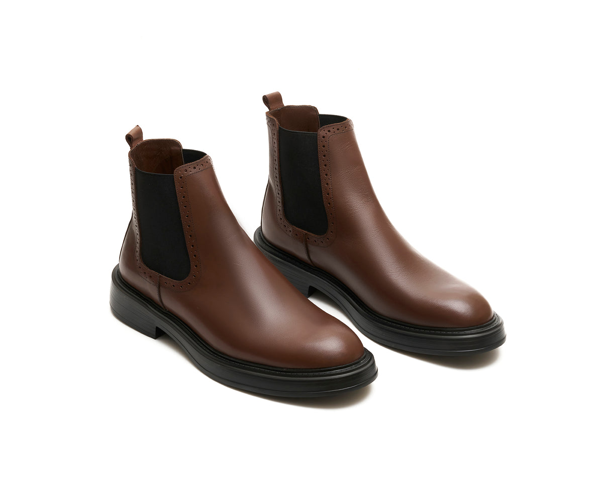 The Oxford Chelsea Boot