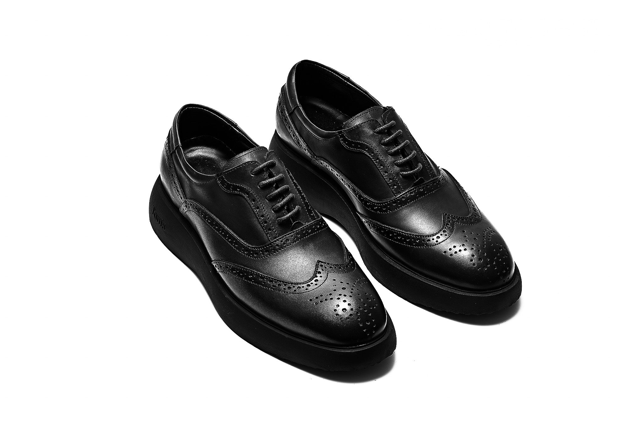 Tam's casual brogue shoes