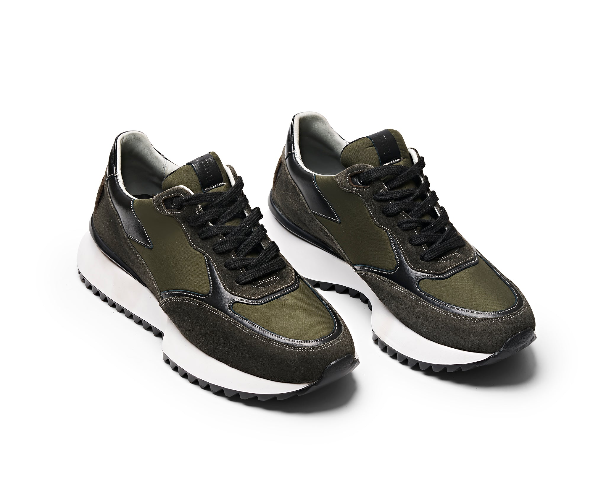 Rapid Sneakers