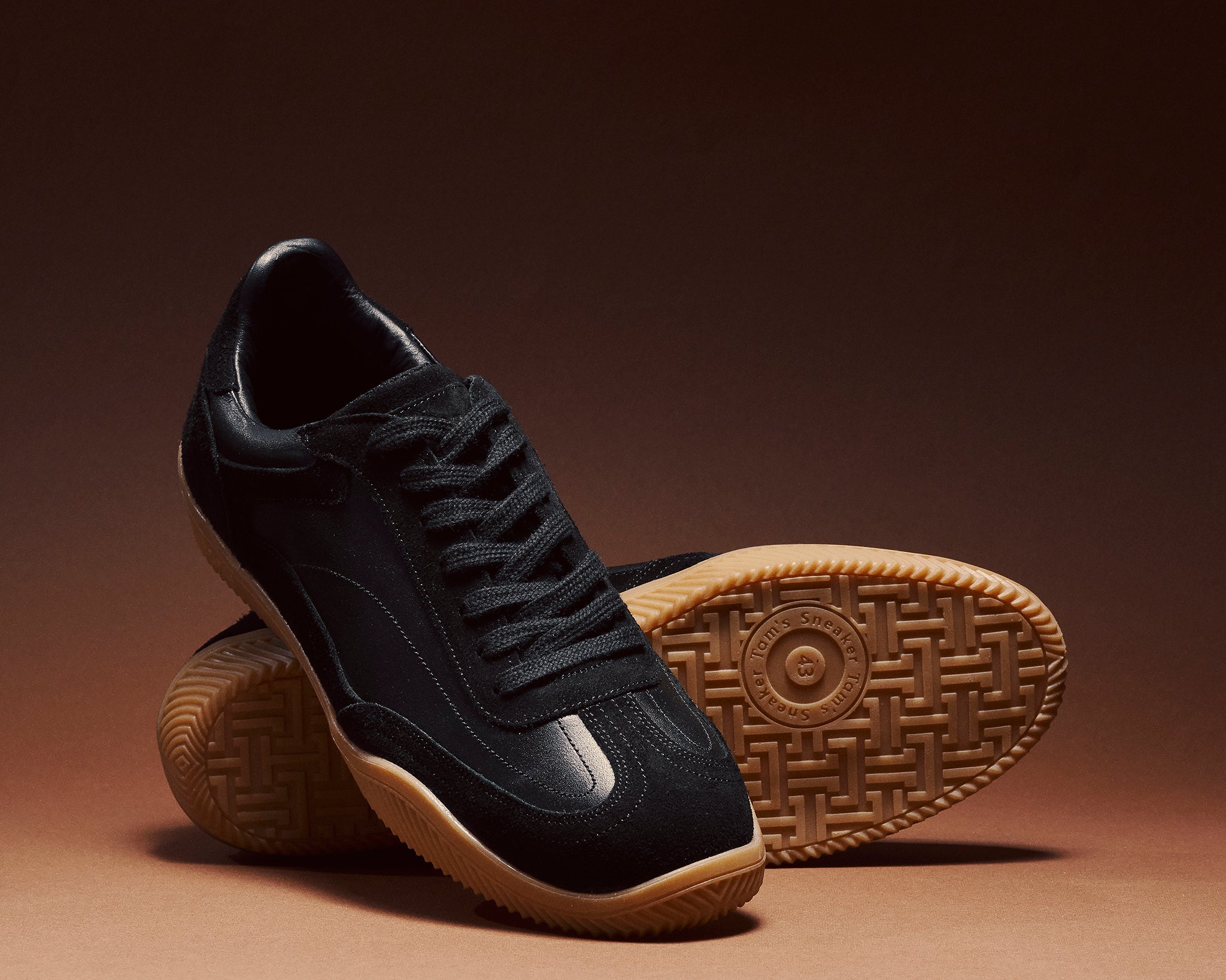 Flow X Sneakers
