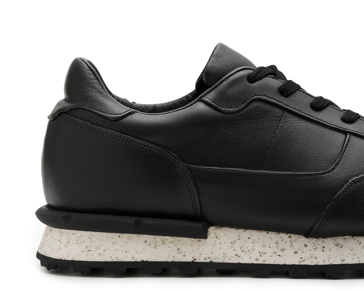 Echo Trainers