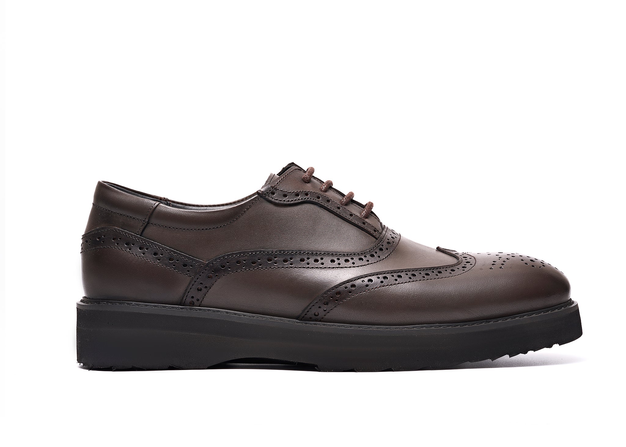 Tam's casual brogue shoes