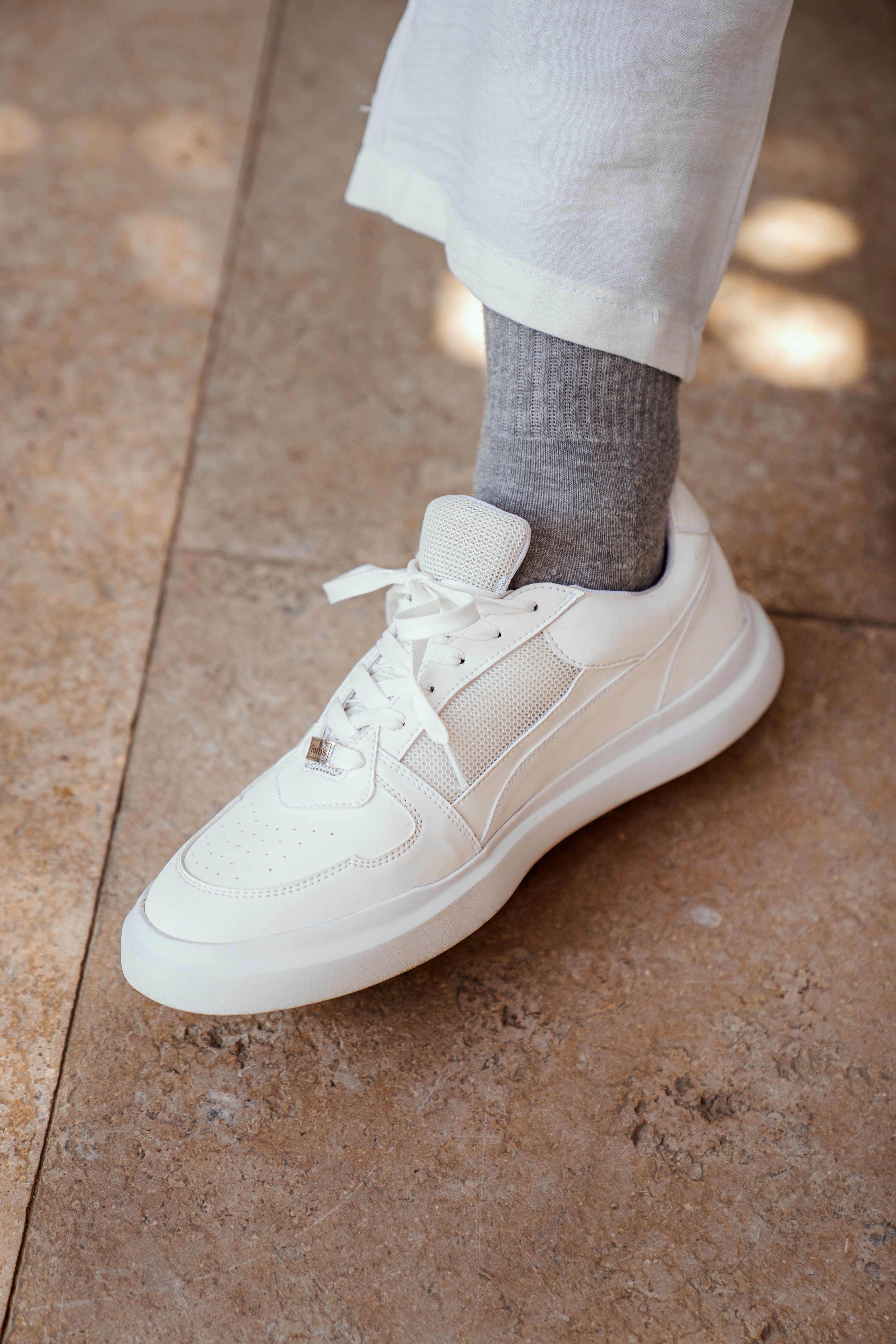 kicks sneakers