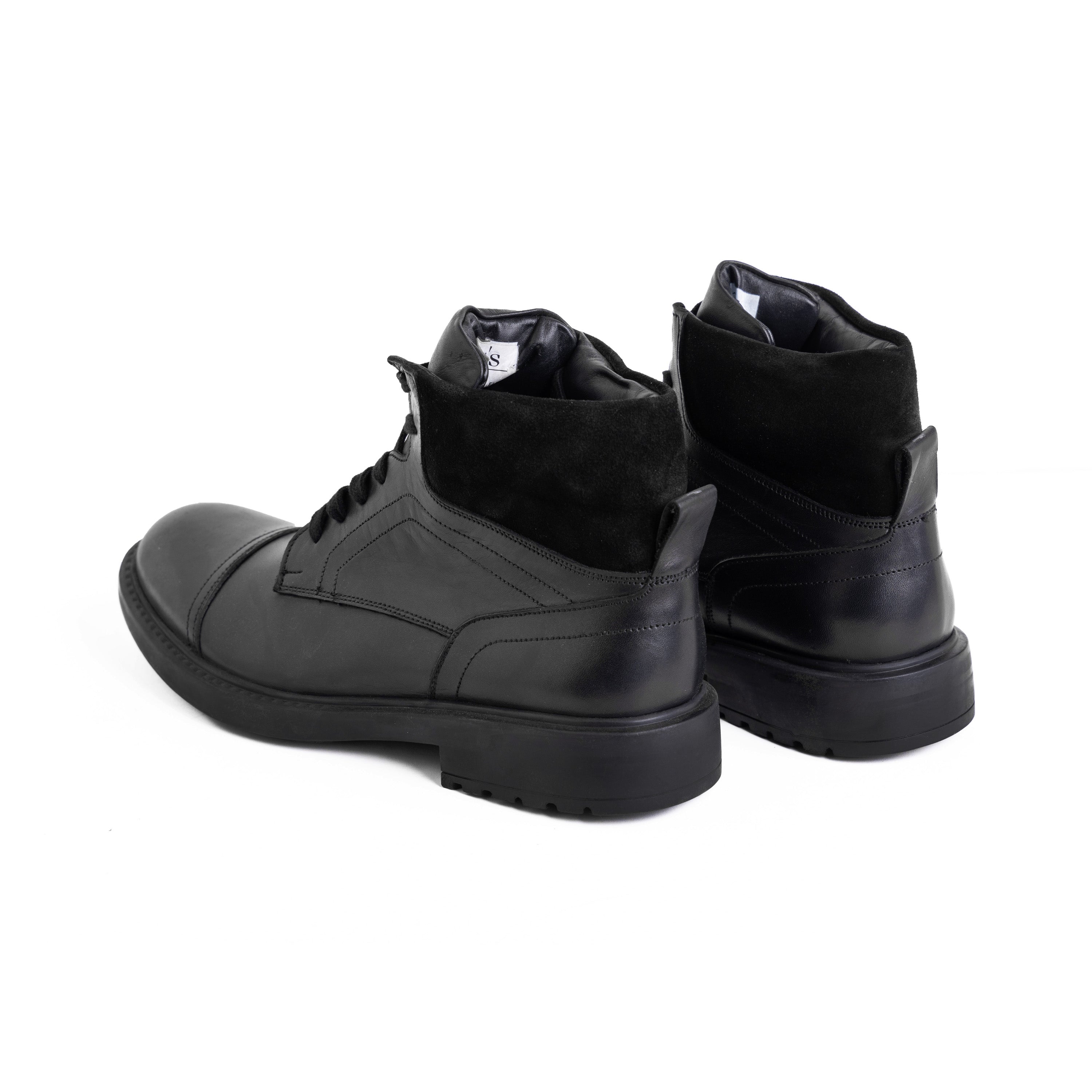 Trekker Boots