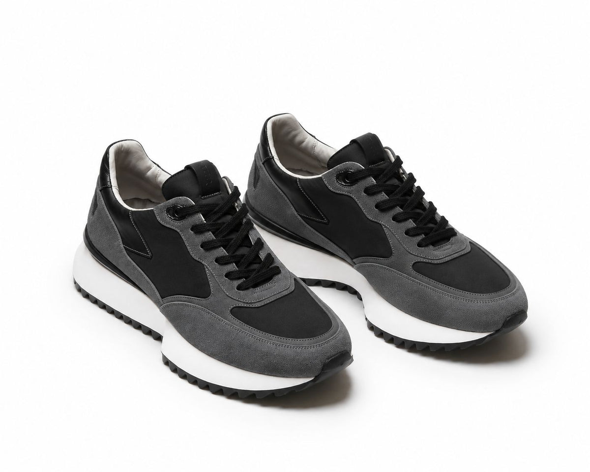 Rapid Sneakers